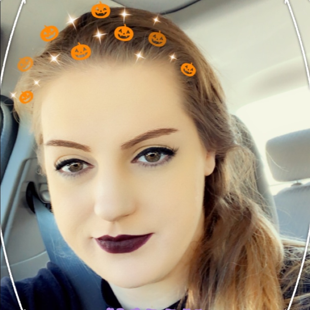 Meet your Posher, Erika